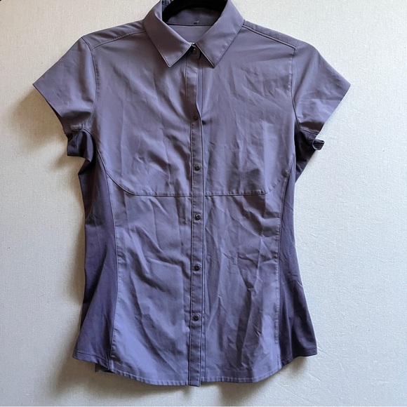 Arc'teryx Tops - Arc’teryx snap button short sleeve blouse Sz S